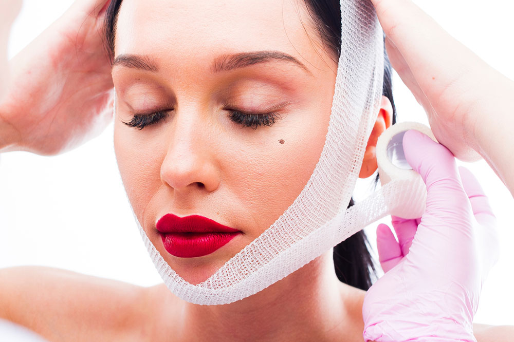 5 Plastic Surgeries for Treating Health Conditions